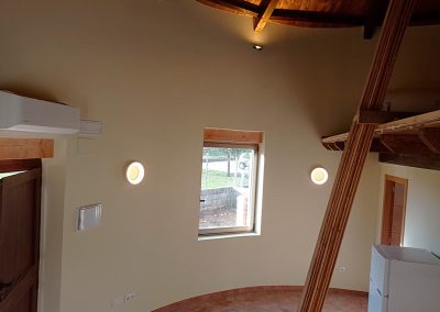 trabajo iluminación interior casa rural en Ourense y Galicia