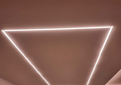 trabajo iluminación led en techo en Ourense y Galicia